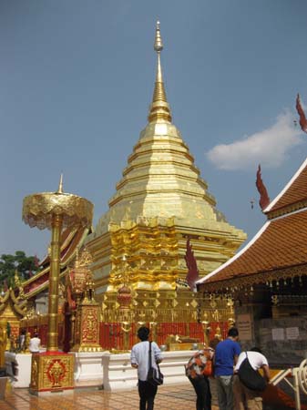 Turen til Chaing Mai og Wat Doi Suthep
